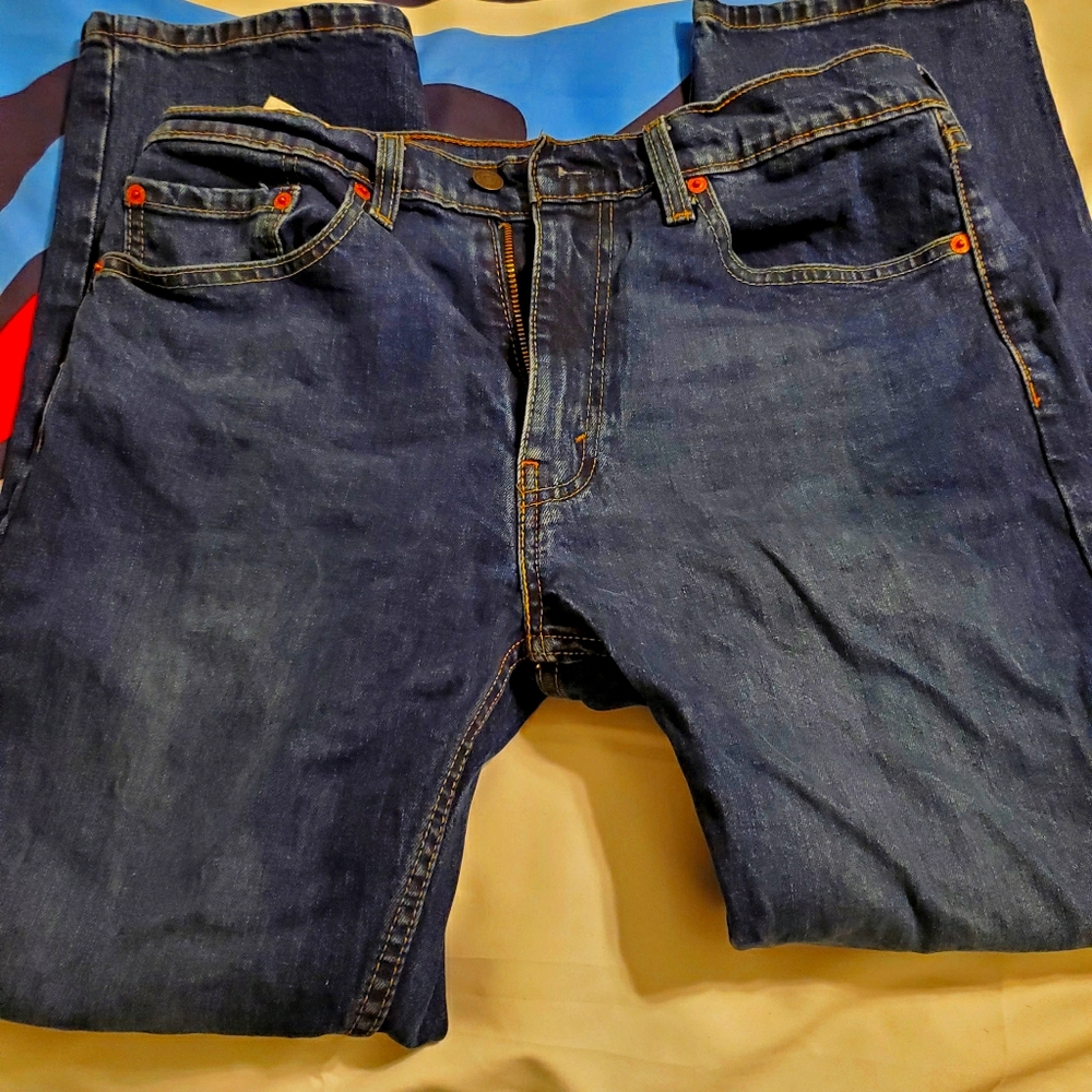 Levis 505